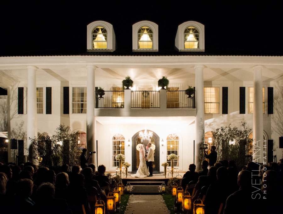 Night wedding at The Plantation House in Pflugerville